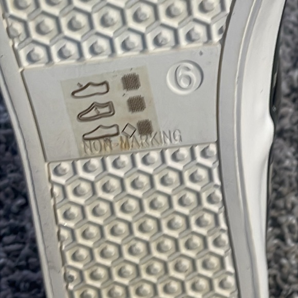 NWT Mens size 6 shoes Camo shoes Camouflage Sneakers size 6 adult unisex - Picture 13 of 17